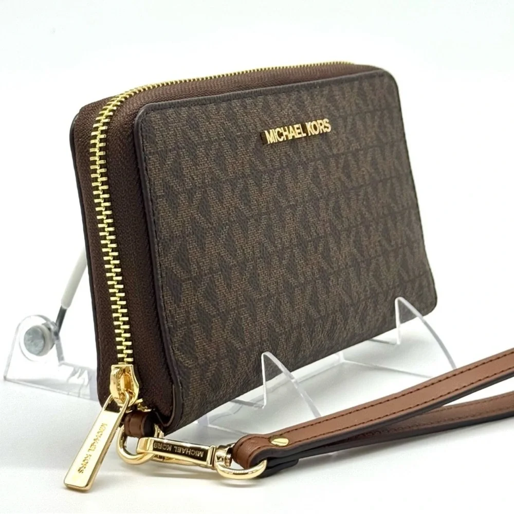 Michael Kors Large Jet Set Travel Flat Phone Case Wallet - Brown Signature
